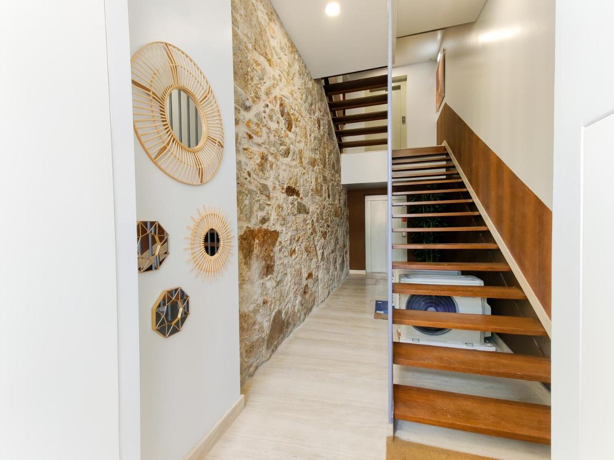 Coutinho Apartment - Modern Ap In The City Centre With Balcony Viana do Castelo Exterior photo